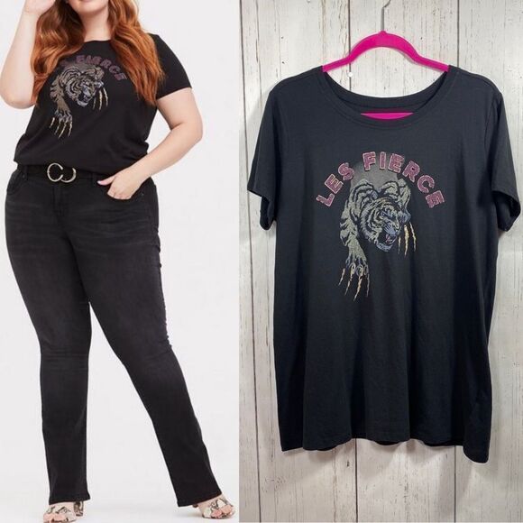 Torrid Les Fierce Womens Graphic  Crewneck Black Short Sleeves Tee - Picture 1 of 10